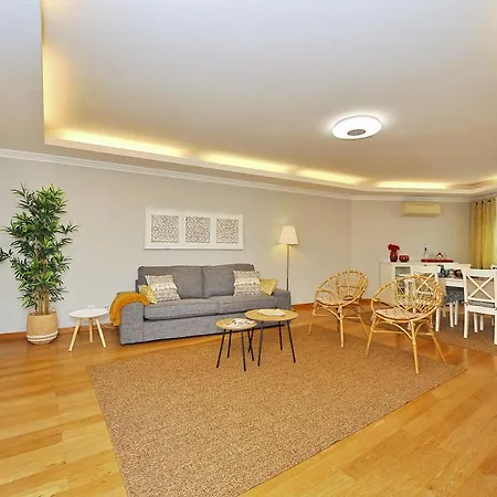 Lindo - Centro Апартаменты Кашкайш